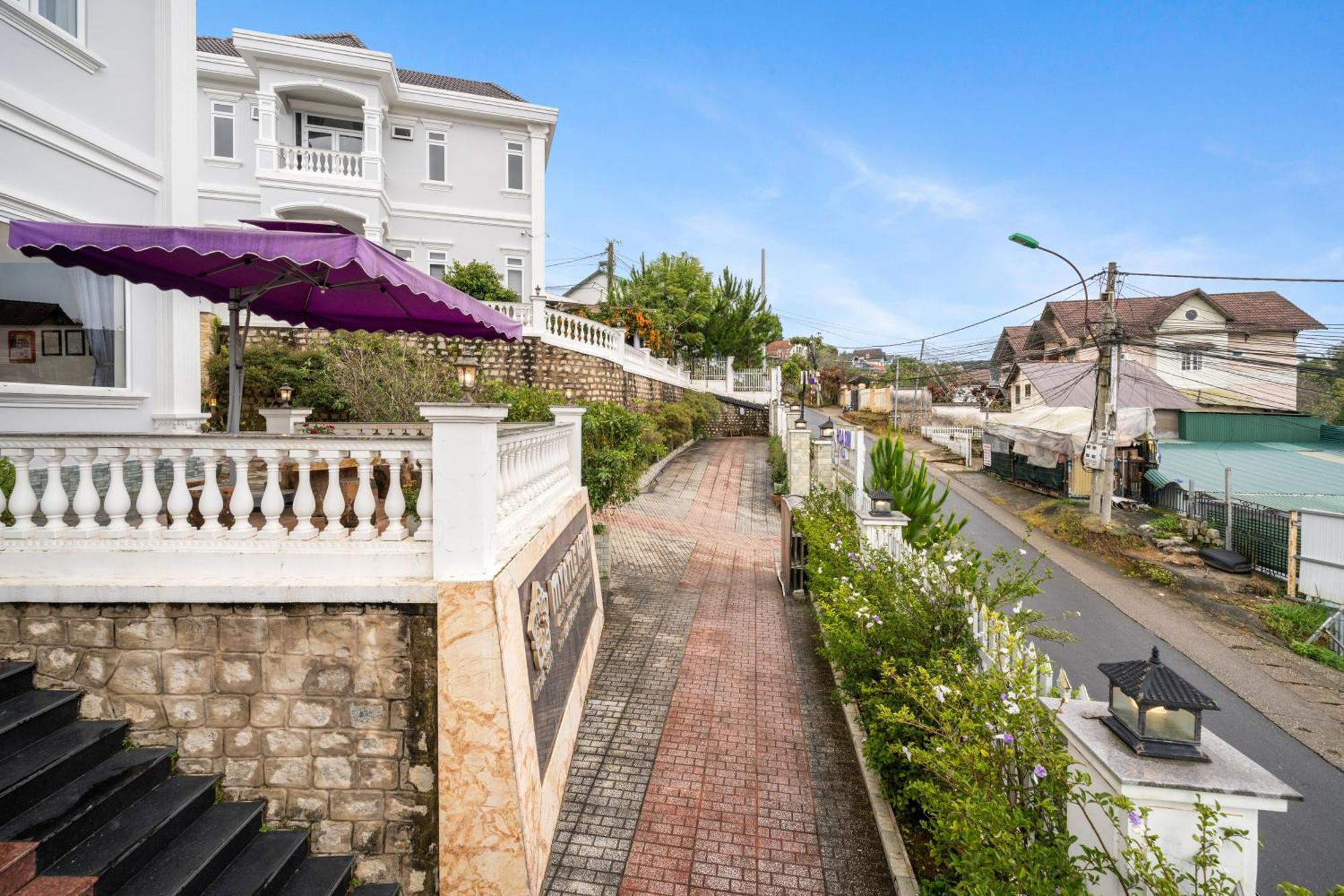 Myrtle Boutique Hotel Dalat Bagian luar foto