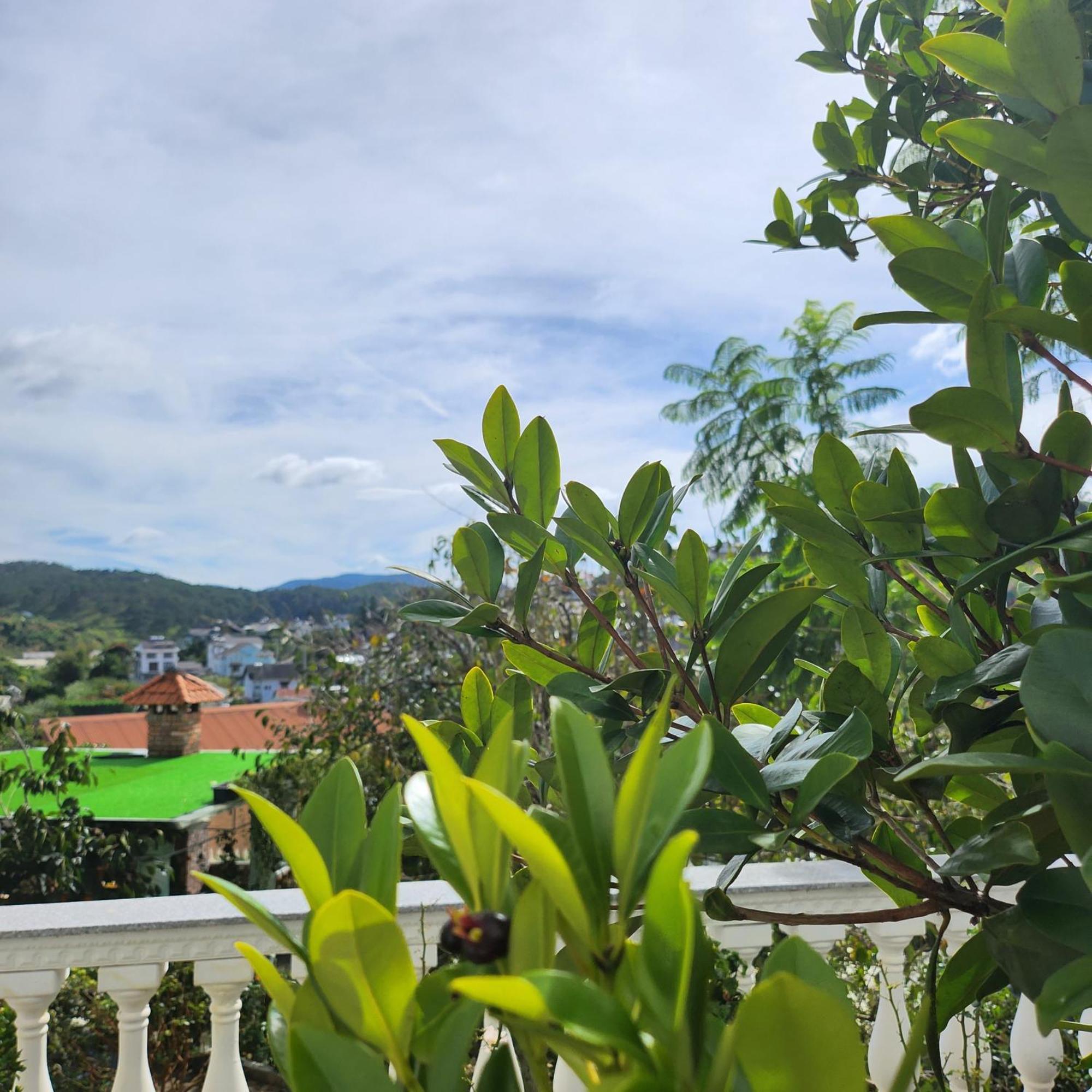 Myrtle Boutique Hotel Dalat Bagian luar foto