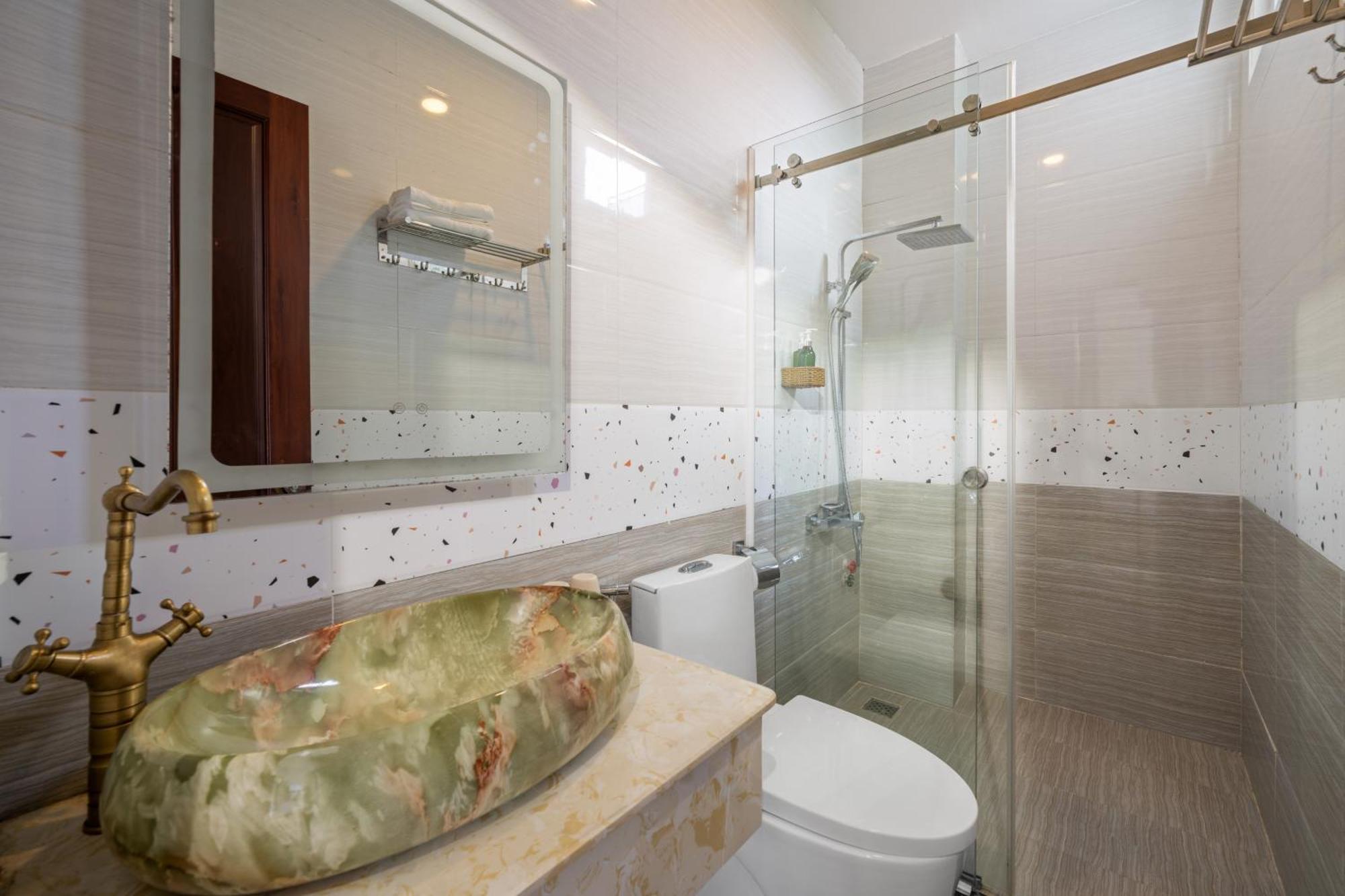 Myrtle Boutique Hotel Dalat Bagian luar foto